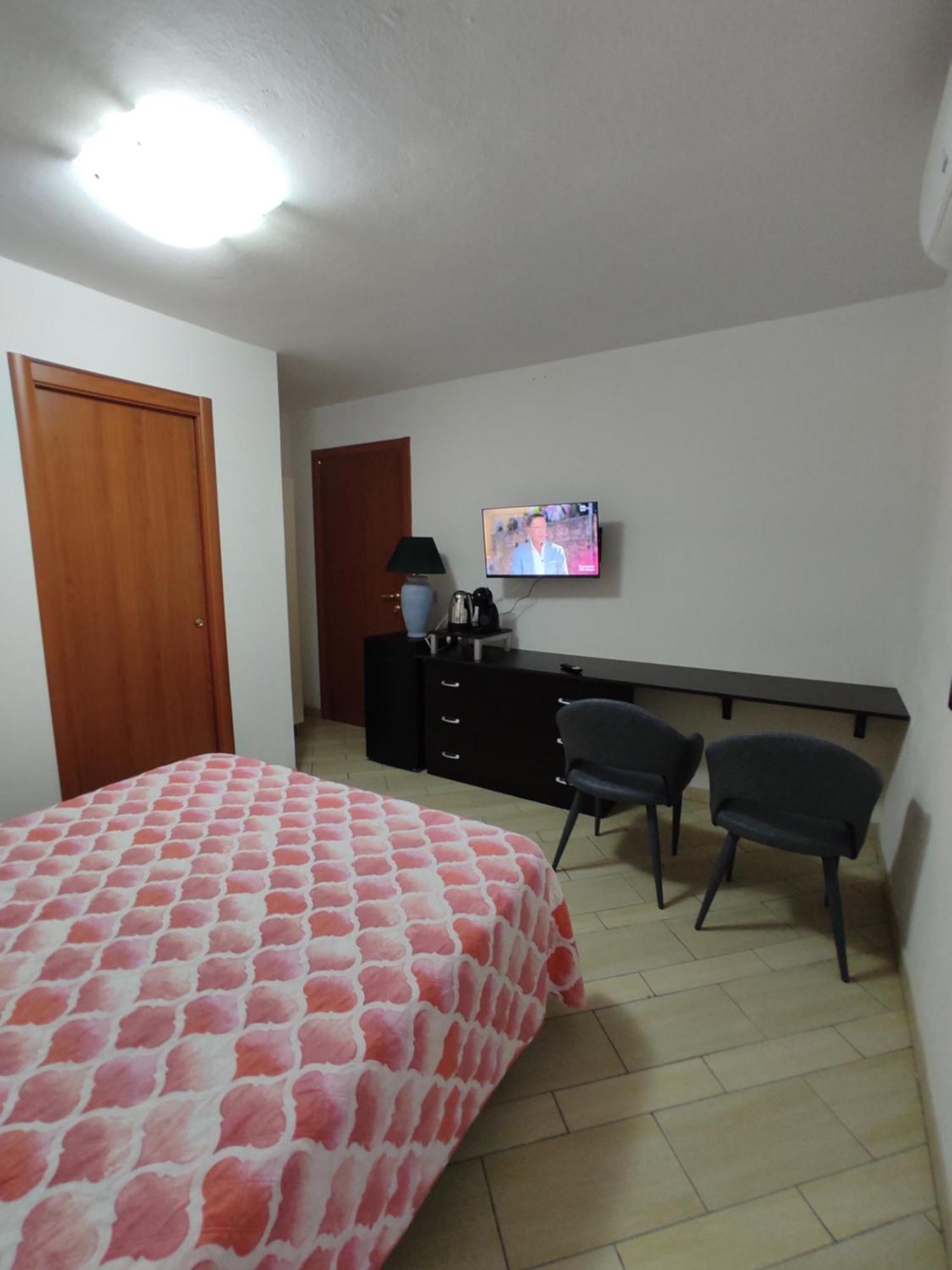 فيلا Monolocale Wenge' سينيسكولا المظهر الخارجي الصورة